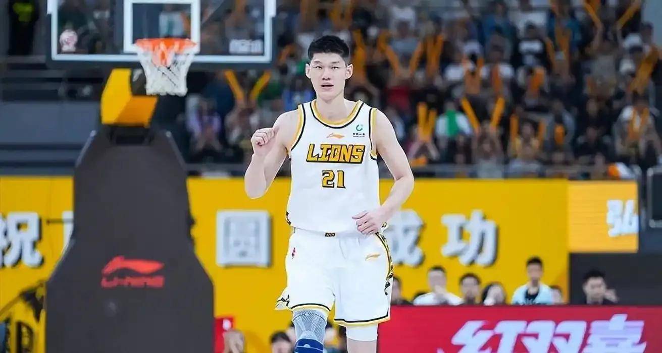 包含雷加利亚诺逆转战胜对手，期待连胜的词条